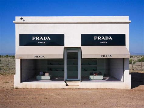 prada in the middle of nowhere|Prada marfa tx.